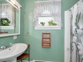 52 Boyle Rd, Brockton MA 02302