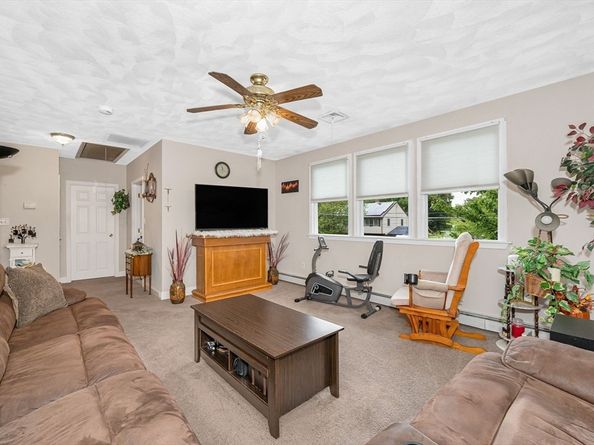 52 Boyle Rd, Brockton MA 02302