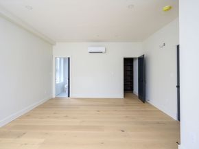 21 Tanglewood 1, Boston MA 02124