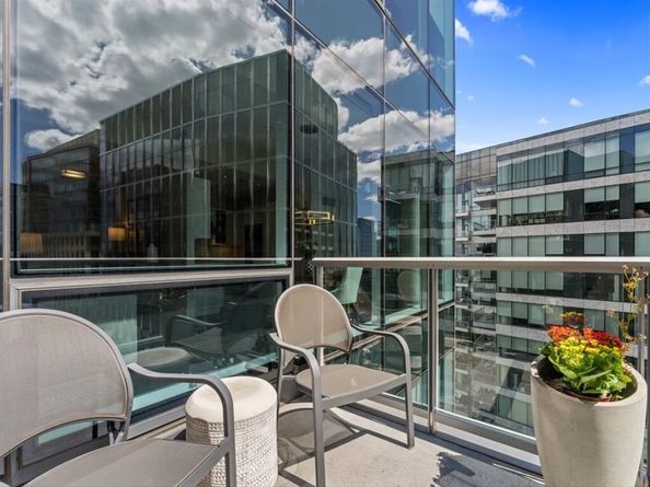 22 Liberty Dr 12G, Boston MA 02210
