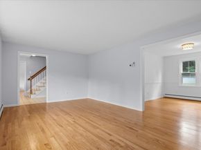 33 Barnstable Rd, Norfolk MA 02056