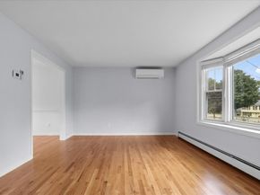 33 Barnstable Rd, Norfolk MA 02056