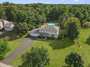 33 Barnstable Rd, Norfolk MA 02056