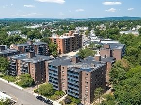 32 Whites Ave D33, Watertown MA 02472