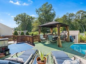 5 Benson Rd, Tewksbury MA 01876