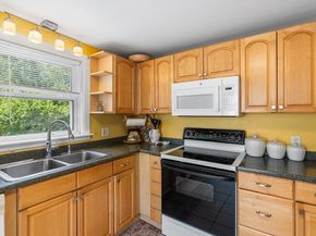 5 Benson Rd, Tewksbury MA 01876