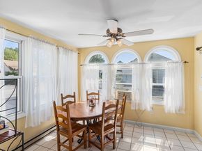 5 Benson Rd, Tewksbury MA 01876