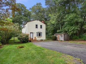 17 Fahey Way