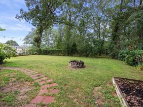 17 Fahey Way, Billerica MA 01821