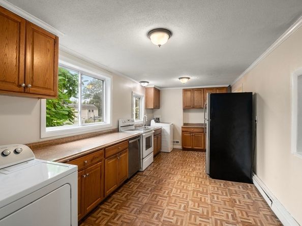 17 Fahey Way, Billerica MA 01821