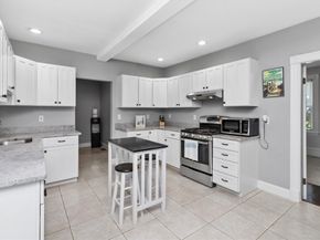 20-22 Cedar St 3, Norwood MA 02062