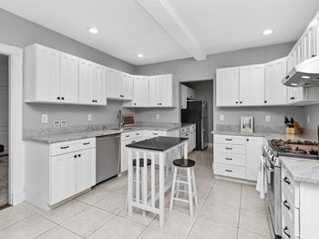 20-22 Cedar St