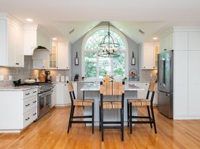 41 Fellows Rd, Ipswich MA 01938