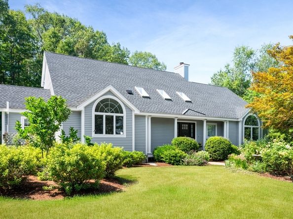 41 Fellows Rd, Ipswich MA 01938