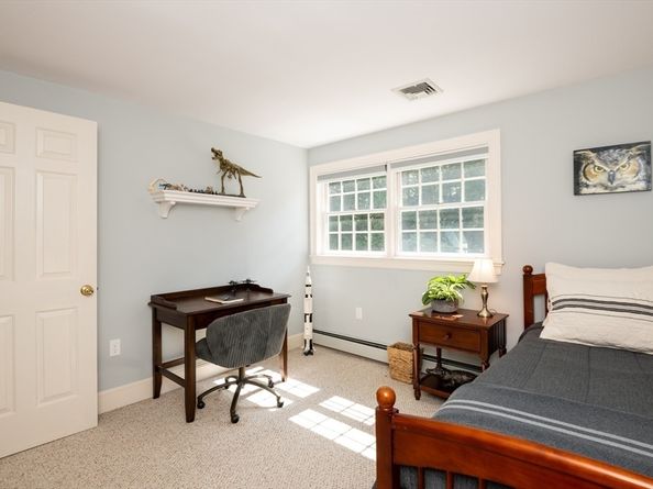 41 Fellows Rd, Ipswich MA 01938