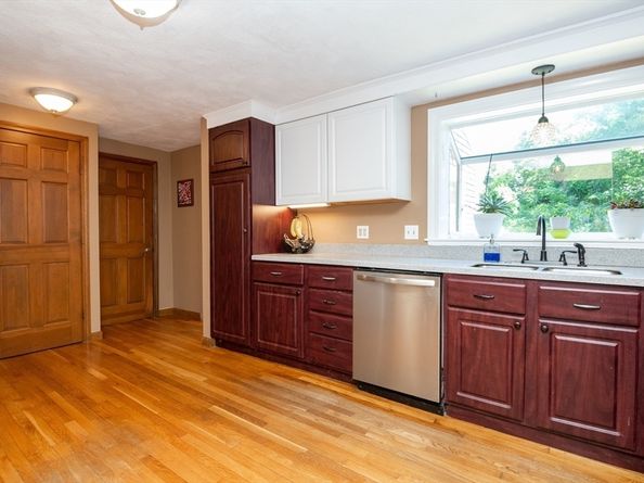 23 Heard Drive, Ipswich MA 01938