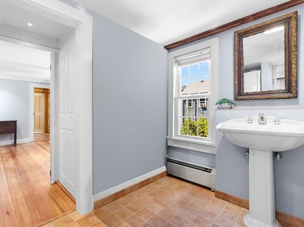 16 Elm Street, Ipswich MA 01938