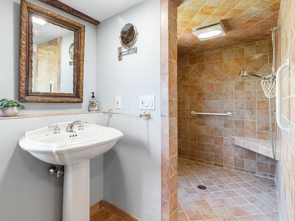 16 Elm Street, Ipswich MA 01938