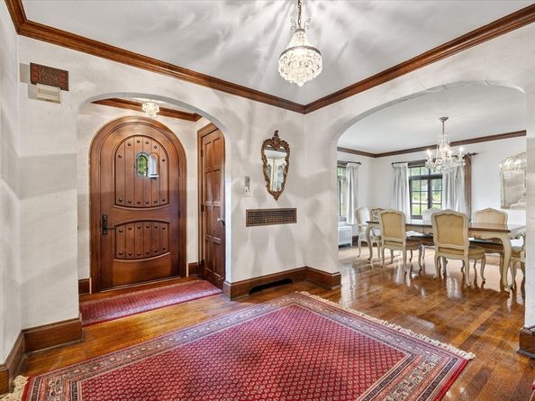 22 Audubon Rd, Worcester MA 01602