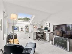 5 Heath Wood Lane 5, Brookline MA 02467