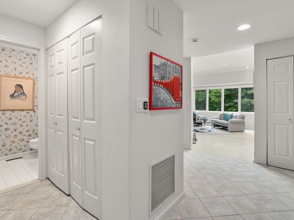 5 Heath Wood Lane 5, Brookline MA 02467