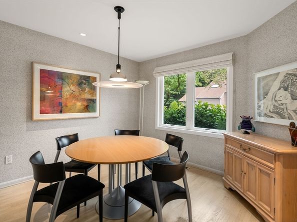 5 Heath Wood Lane 5, Brookline MA 02467