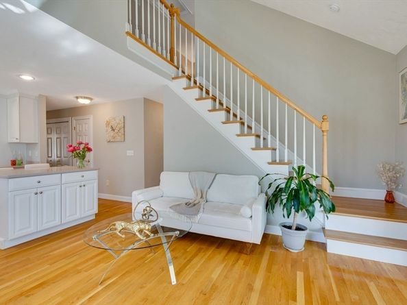 98 Summer Rd 98, Boxborough MA 01719