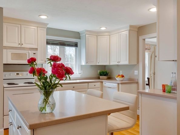 98 Summer Rd 98, Boxborough MA 01719