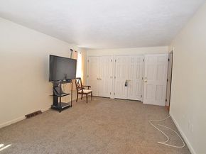 3 Franklin Square H, Randolph MA 02368