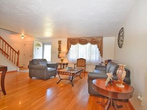 3 Franklin Square H, Randolph MA 02368