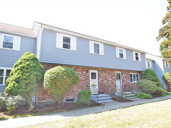 3 Franklin Square H, Randolph MA 02368