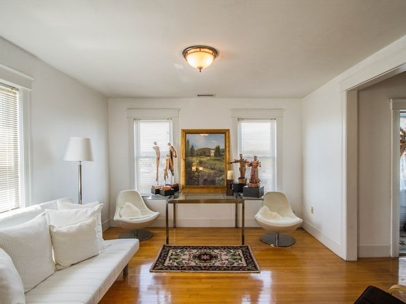 51 Sterling St 3, Worcester MA 01610