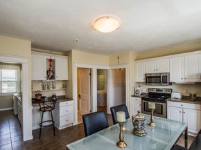 51 Sterling St 3, Worcester MA 01610