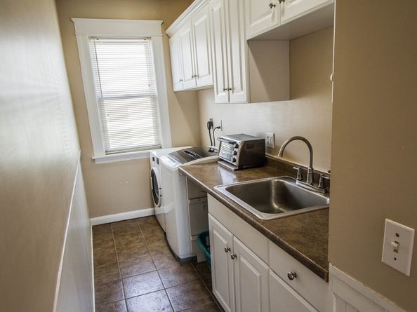 51 Sterling St 3, Worcester MA 01610