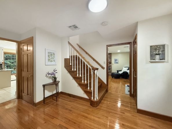 54 Gilmore Road, Southborough MA 01772