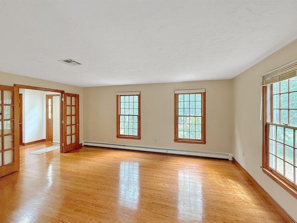 54 Gilmore Road, Southborough MA 01772