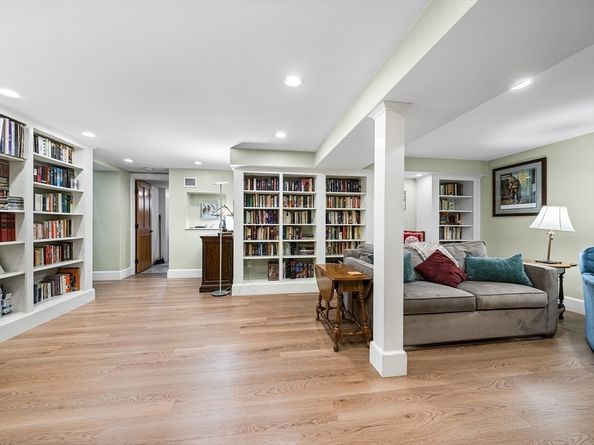 17 Deforest Rd, Newton MA 02462