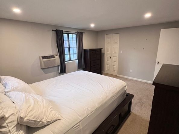 11 Royal Crest Dr 8, Randolph MA 02368