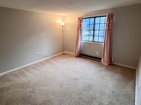11 Royal Crest Dr 8, Randolph MA 02368