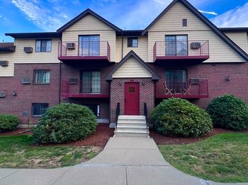 11 Royal Crest Dr