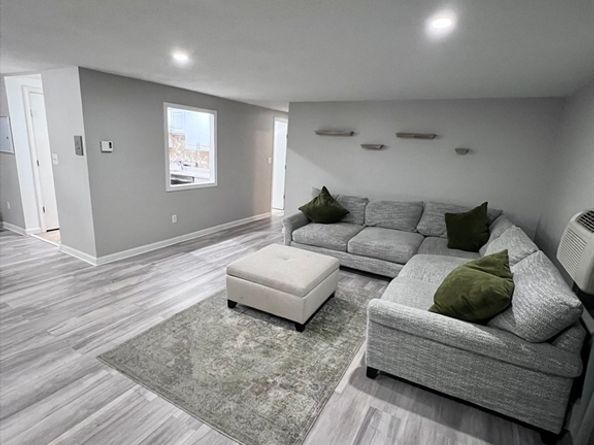 11 Royal Crest Dr 8, Randolph MA 02368