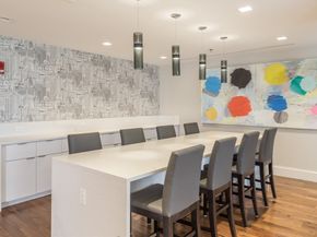 1 Charles Street South 5H, Boston MA 02116