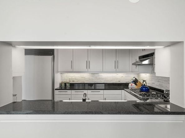 1 Charles Street South 5H, Boston MA 02116