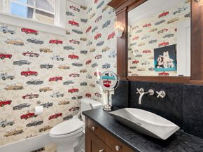 9 Stonegate Dr, Westwood MA 02090