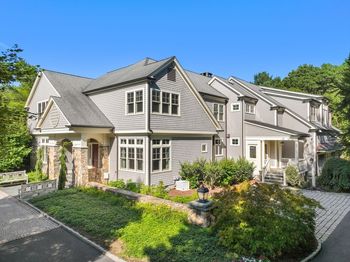 9 Stonegate Dr