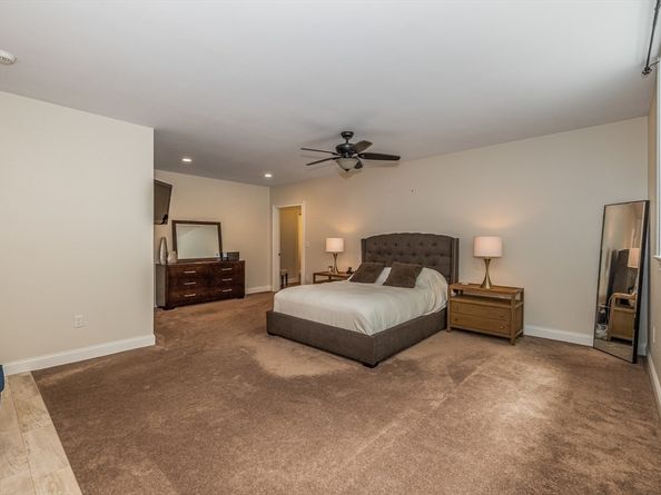 9 Washington Ave, Woburn MA 01801