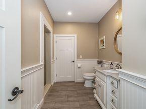 9 Washington Ave, Woburn MA 01801