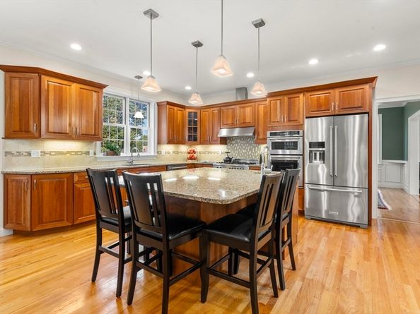 97 Great Plain Ave, Needham MA 02492