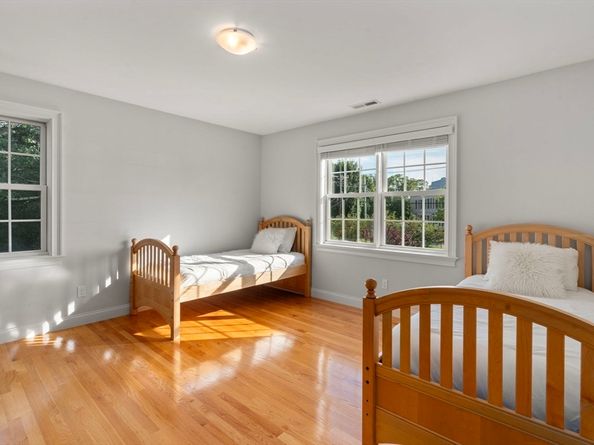 97 Great Plain Ave, Needham MA 02492