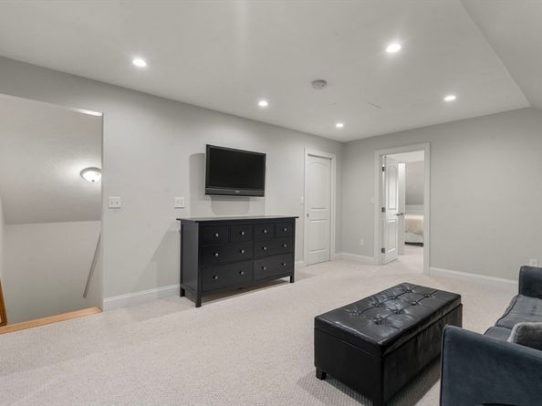 97 Great Plain Ave, Needham MA 02492